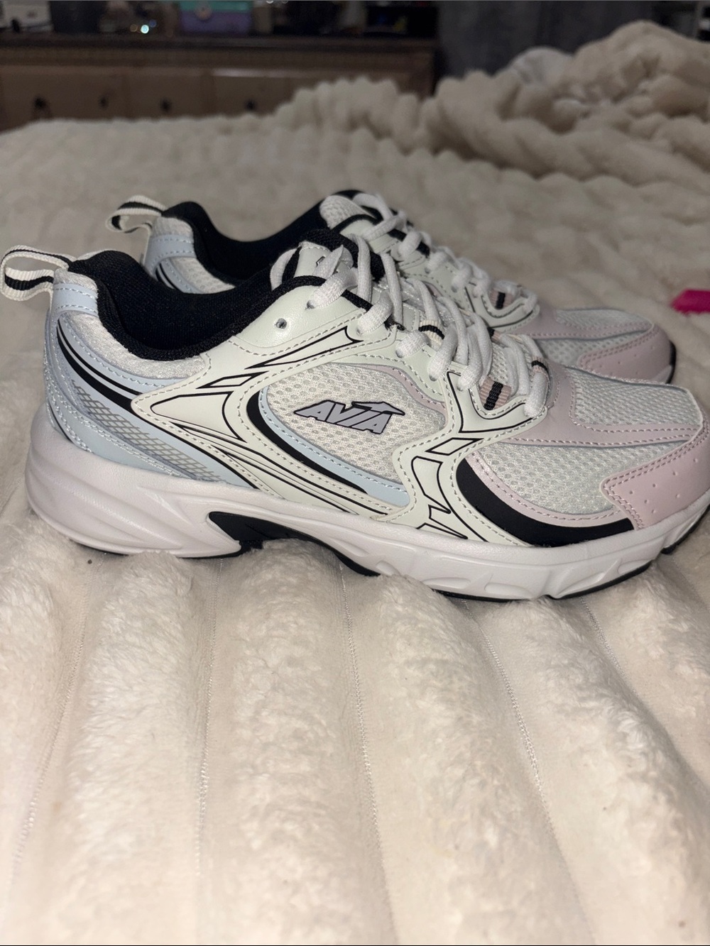 Avia shoes